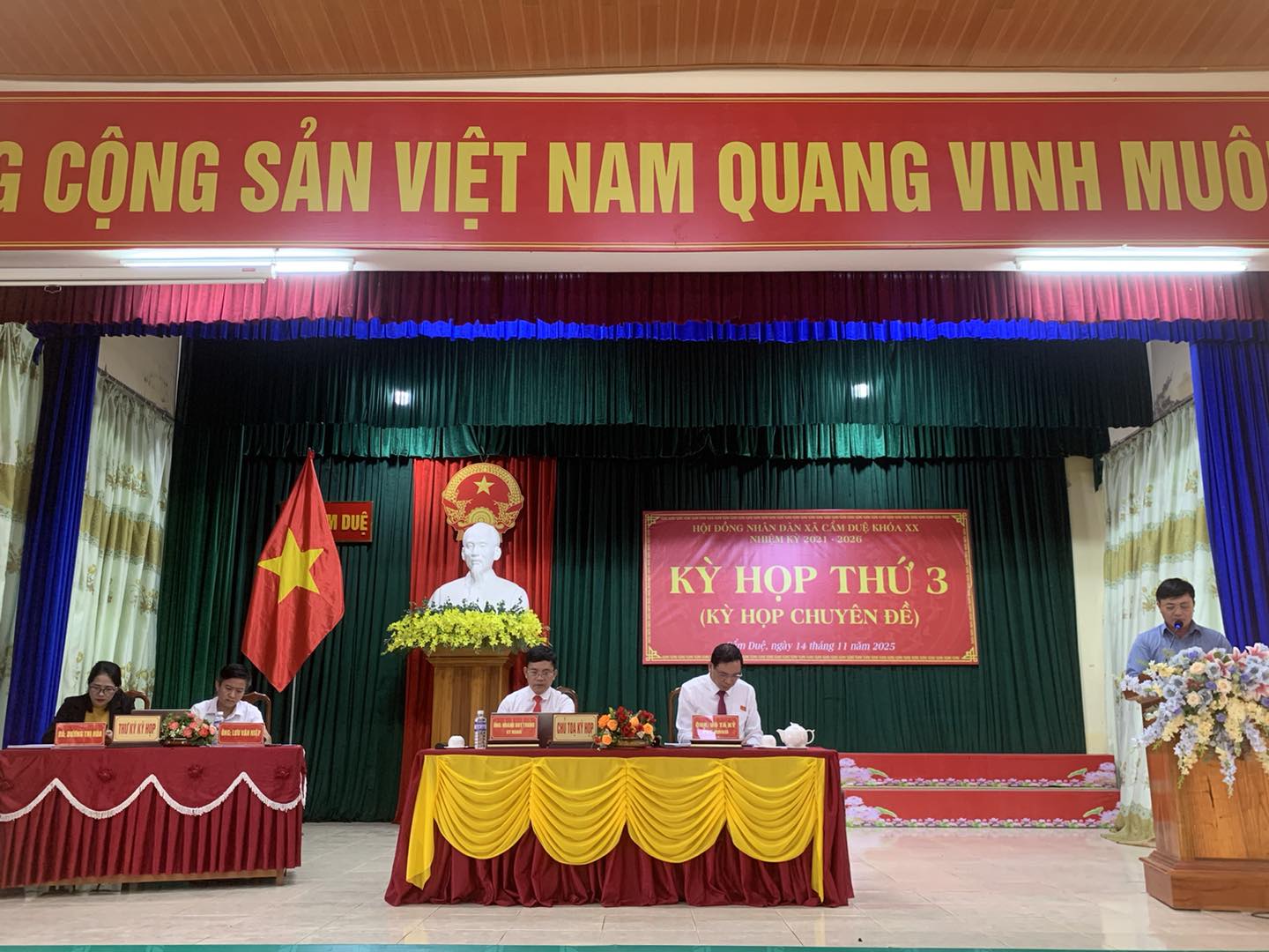 THƯỜNG TRỰC HĐND XÃ CẨM DUỆ TỔ CHỨC KỲ HỌP THỨ 3 (KỲ HỌP CHUYÊN ĐỀ) HĐND XÃ KHÓA XX