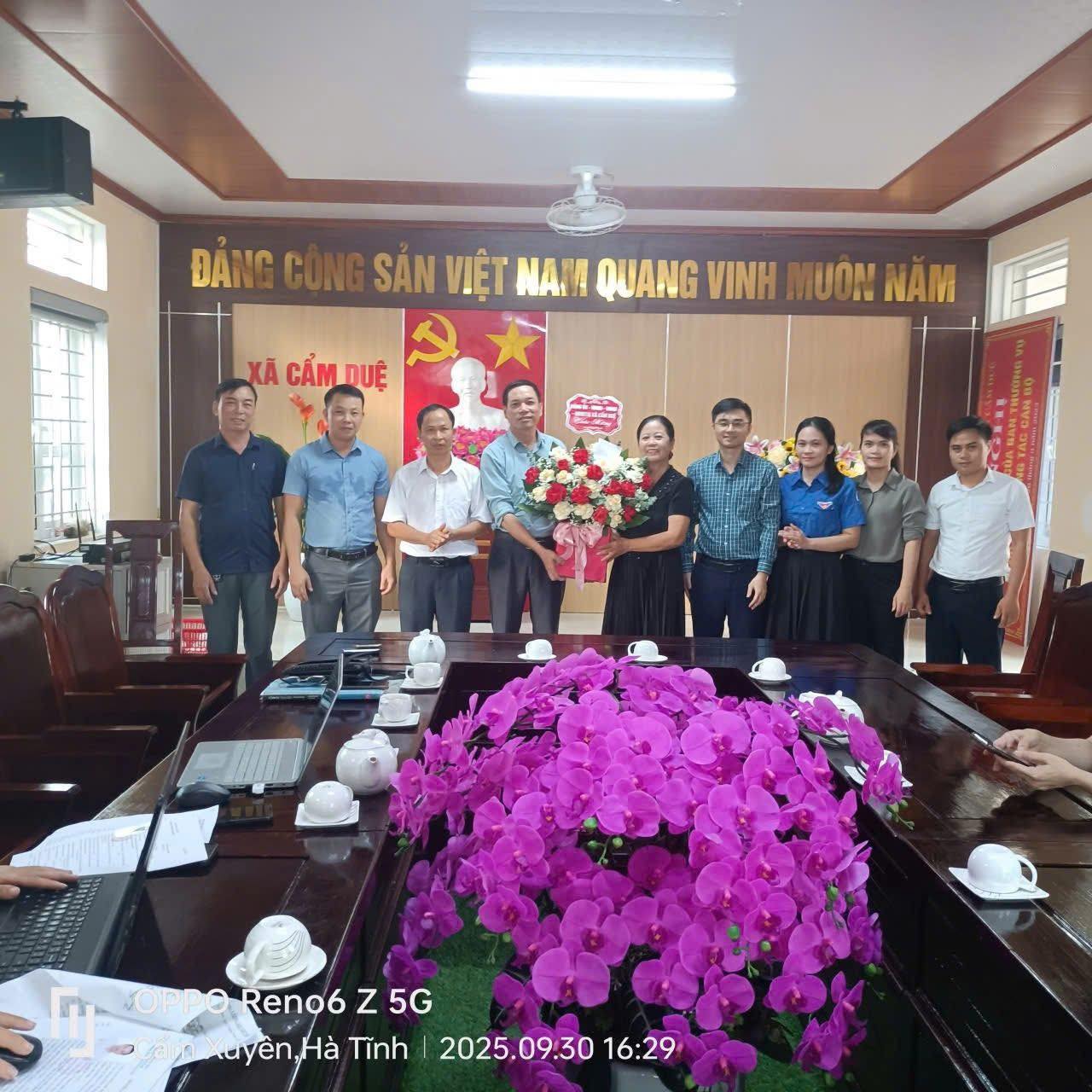 XÃ CẨM DUỆ CHÚC MỪNG NGÀY QUỐC TẾ NGƯỜI CAO TUỔI
