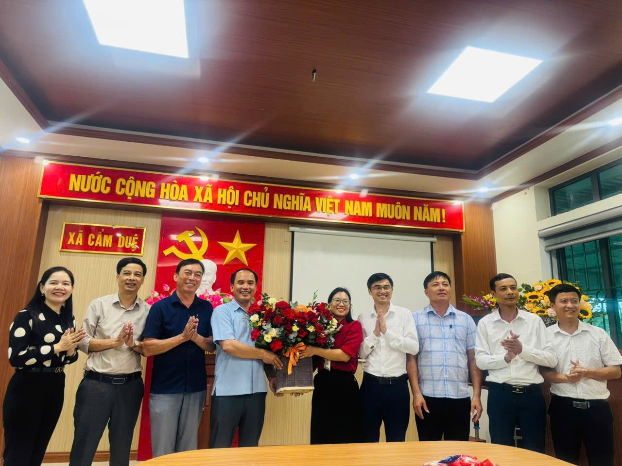 KỶ NIỆM 80 NĂM NGÀY TRUYỀN THỐNG CÁC NGÀNH THUỘC KHỐI CƠ QUAN XÃ CẨM DUỆ