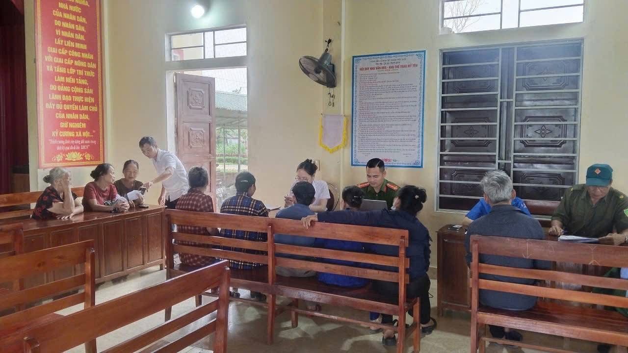 XÃ CẨM DUỆ TÍCH HỢP TÀI KHOẢN ASXH VÀ SỔ SỨC KHỎE ĐIỆN TỬ TRÊN VNeID