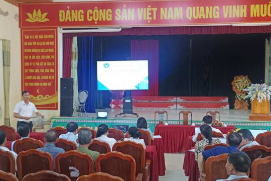 Bảo hiểm xã hội Cẩm Xuyên phối hợp với UBND xã Cẩm Duệ tổ chức buổi làm việc với đội ngũ cán bộ bán chuyên trách thôn trên địa bàn